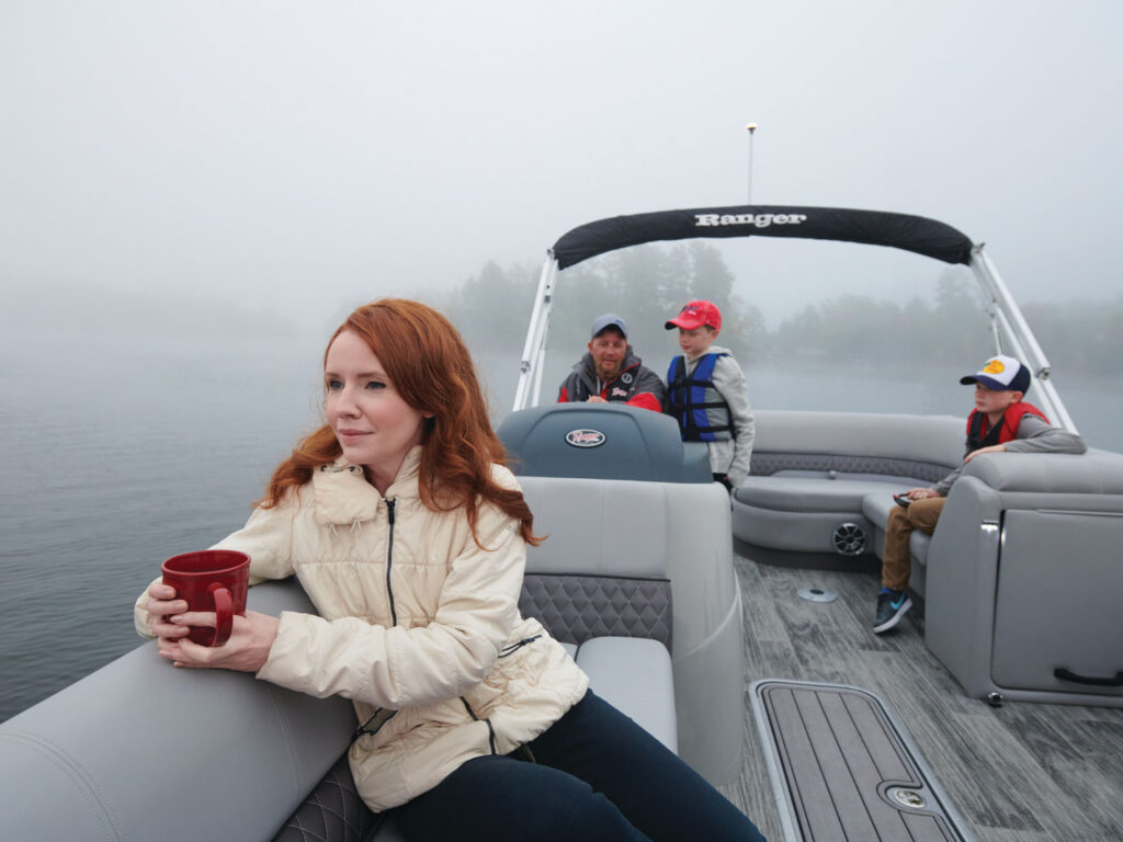 Ranger Reata 223FC bow seating